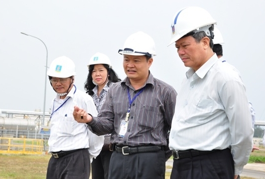 Ban Kinh tế Trung ương làm việc với Nhà máy Lọc dầu Dung Quất