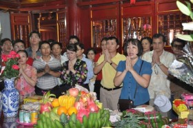 Công đoàn Dầu khí Việt Nam dâng hương tại Đền Hùng
