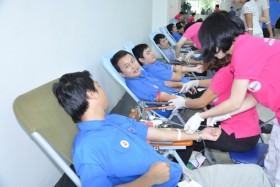 Đoàn Thanh niên PVN tham gia hiến máu nhân đạo