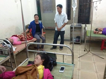 Nghệ An: Bốn người may mắn thoát chết vì bị sét đánh trúng