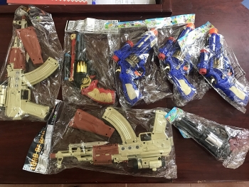 Lạng Sơn: Tịch thu hơn 100 khẩu súng đồ chơi bạo lực