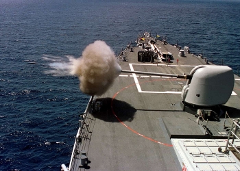 Mỹ thử nghiệm đạn siêu thanh cho hải pháo 40 tuổi