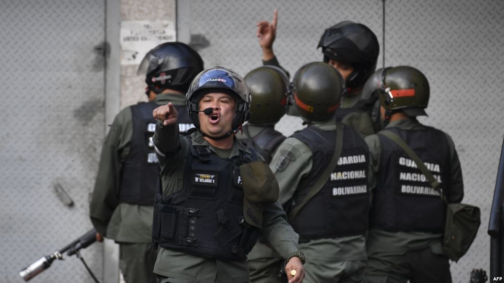 Venezuela bắt 40 quân nhân âm mưu đảo chính