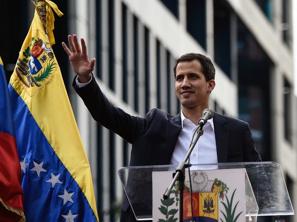 EU ngừng gọi ông Juan Guaido là "Tổng thống Venezuela"