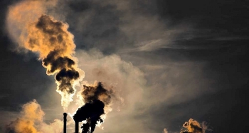 IEA lo lắng về sự hồi phục lượng khí phát thải nhà kính trong năm 2021