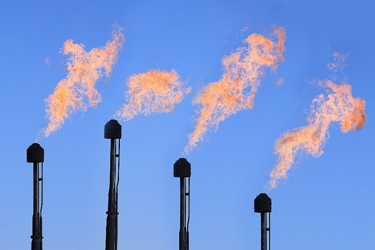 IEA gây áp lực lên ngành dầu mỏ thế giới