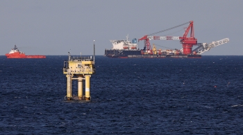 Nord Stream 2: Tàu Nga bắt đầu công việc hoàn thiện đường ống dẫn khí đốt ở vùng biển Đan Mạch, bất chấp đe doạ của Mỹ