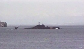 Anh đưa tàu ngầm hạt nhân đến quần đảo tranh chấp với Argentina