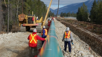 Canada: Dự án mở rộng đường ống Trans Mountain đội vốn "khủng"