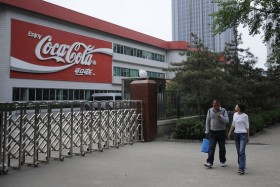 Coca-Cola bị cáo buộc làm gián điệp ở Trung Quốc
