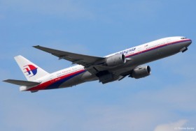 Dốc sức truy tìm chiếc máy bay chở 239 người của Malaysia Airlines