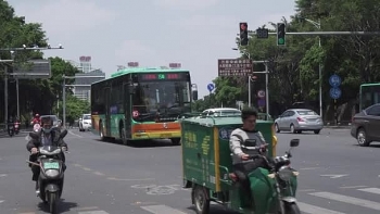 Đảo Hải Nam Trung Quốc cấm xe chạy bằng xăng, dầu từ năm 2030
