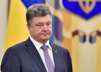 Tổng thống Ukraine Poroshenko đang tranh cử với Tổng thống Nga Putin?