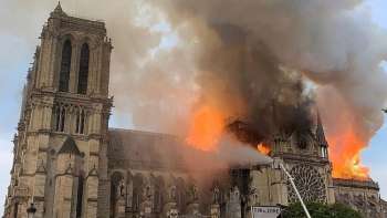 Phản ứng của thế giới về vụ hỏa hoạn Nhà thờ Đức Bà Paris