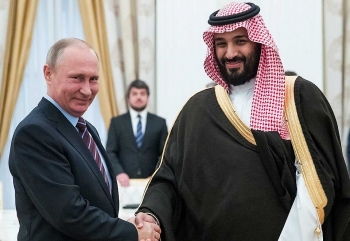 Ả Rập Saudi và Nga sẵn sàng hợp tác cứu giá dầu
