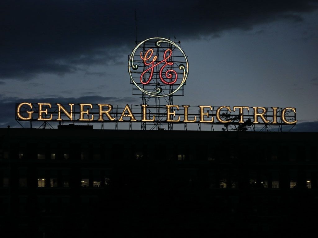 Điều tồi tệ còn ở phía trước, General Electric cảnh báo