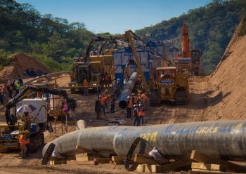 Uganda, Tanzania, Total và CNOOC đồng ý xây dựng đường ống dẫn dầu EACOP