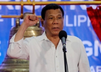 Dầu mỏ: Tổng thống Philippines không ngại điều tàu chiến đến Biển Đông