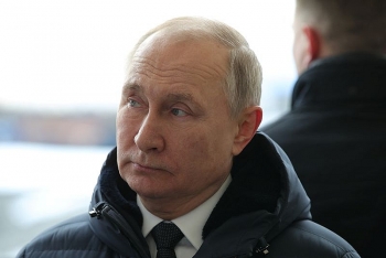 Tổng thống Putin tìm kiếm khách hàng mới cho dầu khí của Nga