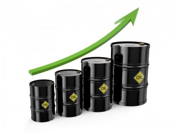 Giá dầu thế giới ngày 5/5 tăng mạnh