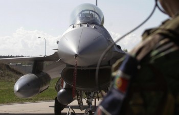 Báo Nga: Việt Nam sẽ mua máy bay F-16 của Mỹ