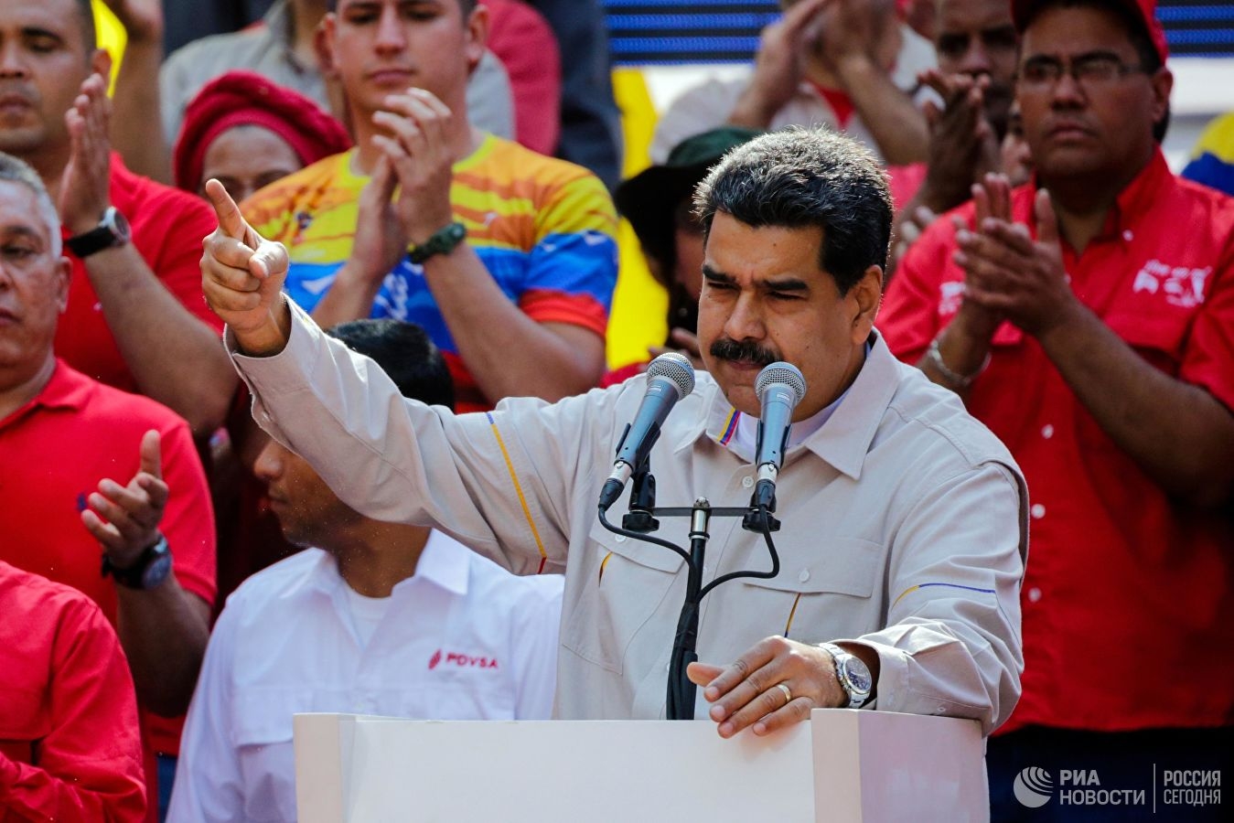 Tổng thống Maduro kêu gọi tránh bẫy khiêu khích