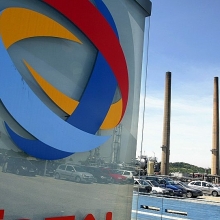 Algeria ngăn chặn Total mua lại toàn bộ tài sản của Anadarko