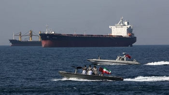 Xung quanh vụ căng thẳng mới giữa Iran và Mỹ về tàu chở dầu tới Venezuela