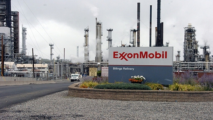 exxonmobil dua nguoi tro lai iraq