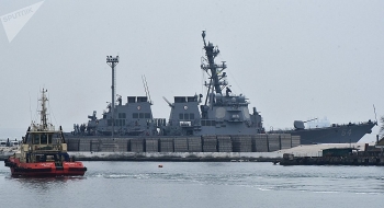 Mỹ điều một tàu khu trục đến Biển Đen