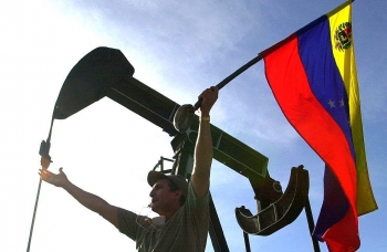 Sản lượng dầu của Venezuela giảm xuống mức của gần 80 năm về trước