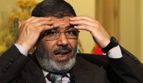 Tổng thống Ai Cập bị quân đội lật đổ