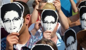 Nga cho phép Snowden rời sân bay Matxcơva
