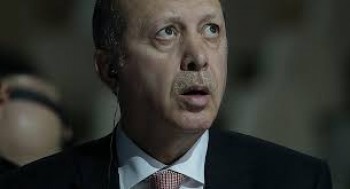 Ai đã báo cho ông Erdogan biết trước âm mưu đảo chính?