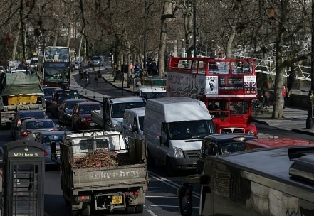 Nước Anh cũng muốn cấm xe chạy xăng và dầu diesel