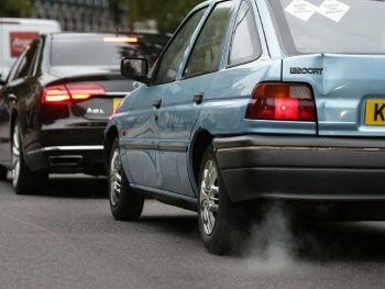 Vương quốc Anh công bố kế hoạch cấm bán xe ôtô chạy xăng dầu