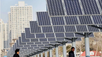 Trung Quốc kiện Mỹ về pin mặt trời