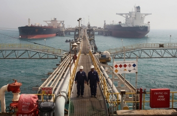 Hàn Quốc vẫn mua dầu Iran bất chấp lệnh trừng phạt của Mỹ