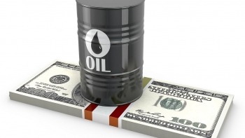 Các nhà đầu tư lo ngại nhu cầu dầu thế giới giảm