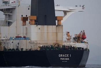 Mỹ ngăn chặn việc Anh thả tàu chở dầu của Iran