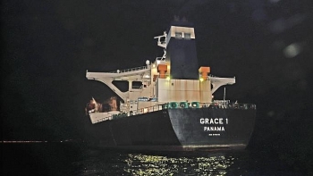 Mỹ ra lệnh bắt lại tàu chở dầu Iran vừa được Anh thả
