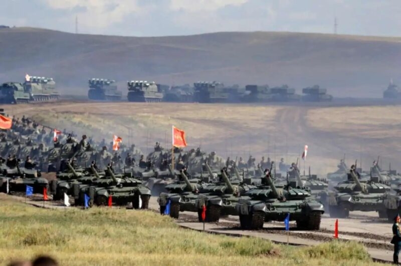 Trung Quốc thông báo gửi một phần lực lượng quân sự đến Nga