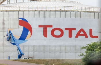 Bị chỉ trích, TotalEnergies bán cổ phần trong mỏ khí đốt ở Nga