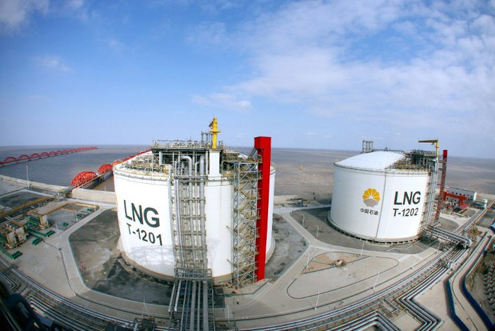 Đầu tư phát triển LNG: Con đường của tương lai