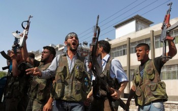 Quân đội Syria Tự do ủng hộ đánh Jabhat Fatah al-Sham