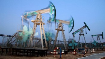 Gazprom Neft tăng khai thác dầu khí