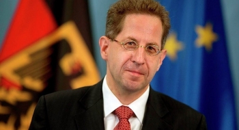 Giám đốc tình báo Đức bị buộc phải từ chức