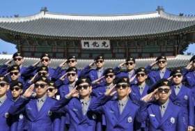 Hàn Quốc giới thiệu cảnh sát ‘Gangnam Style’