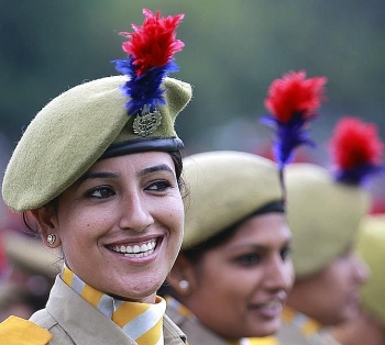 Cảnh sát Ấn Độ được yêu cầu không cười quá tươi
