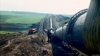 Transneft và Rosneft đền bù bao nhiêu cho Total khi giao dầu nhiễm bẩn?
